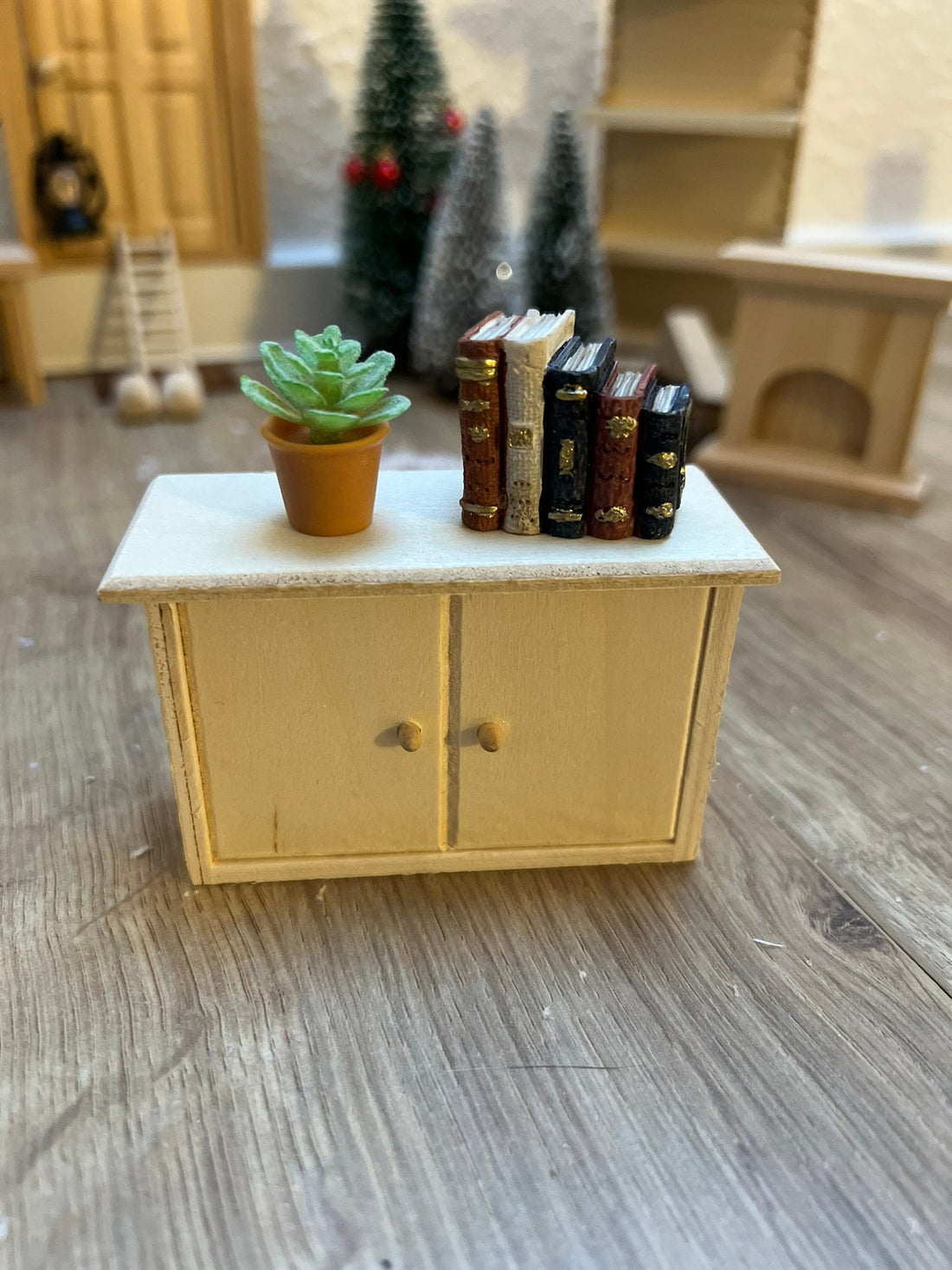 Wichtel Sideboard Kommode in Miniatur