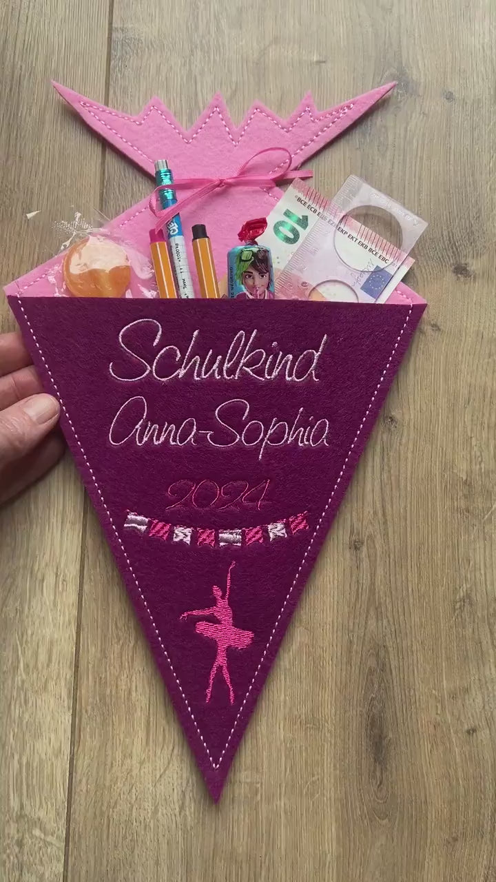 Personalisierte Schultüte (Größe: 30 x 18 cm) aus Filz hochwertig bestickt | Schulkind | Geschenk | Schulstart | Zuckertüte | Geldgeschenk