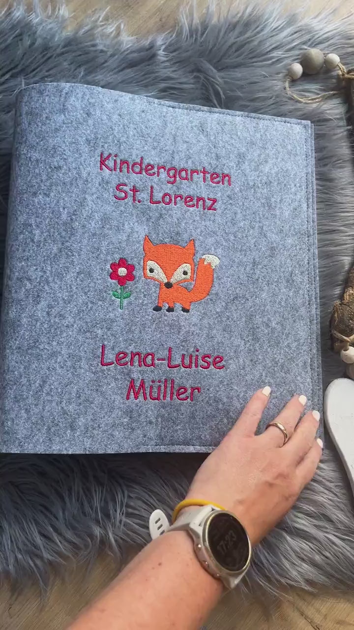 Kindergarten Erinnerungsordner | A4 hochwertig bestickt | viele Motive| personalisiert | Sammelmappe| Portfolio | Jungs und Mädchen