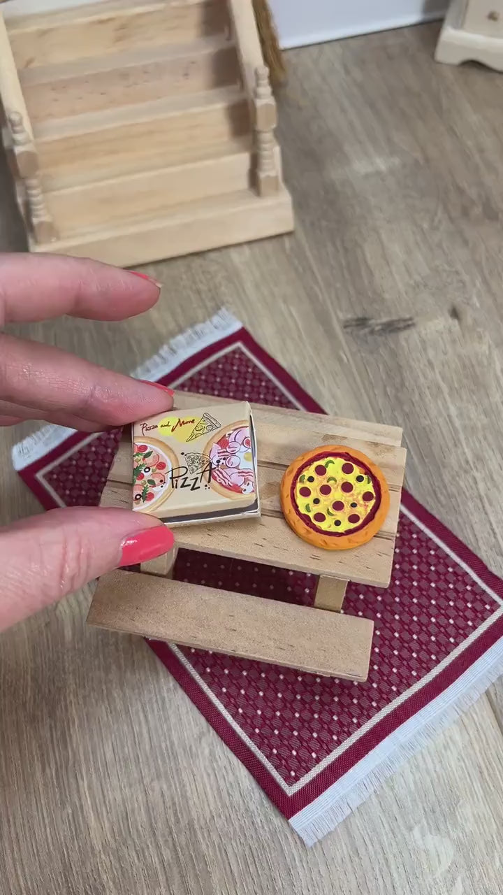 Wichtel Pizza mit Karton Miniaturgröße ca. 2,9 cm